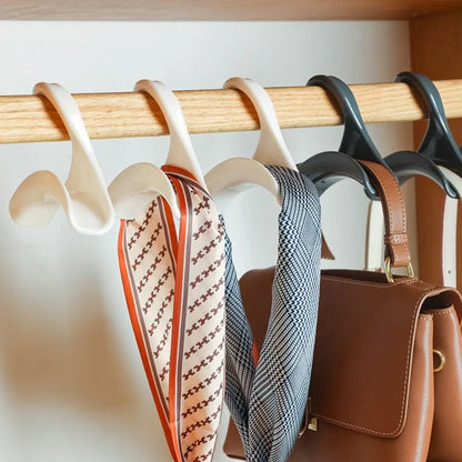 Multifunctional Plastic Hanging Storage Rack Closet Rod